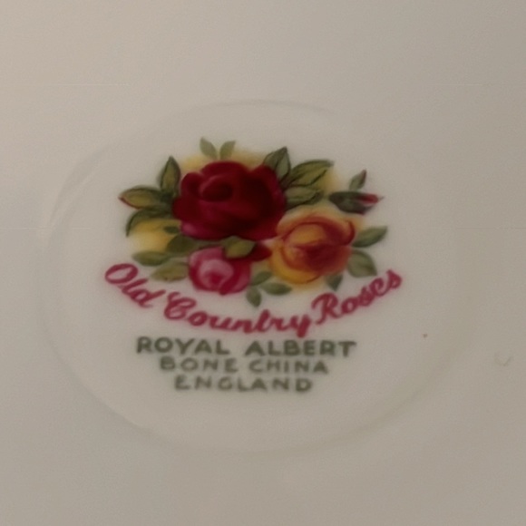 Royal Albert Country Rose Serving Plate Bone China from England - Picture 2 of 5